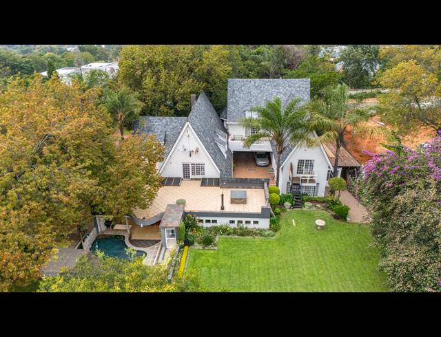 6 BEDROOM HOUSE FOR SALE IN BRYANSTON